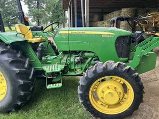 2010 John Deere 5065E