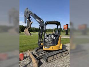 2021 John Deere 35G