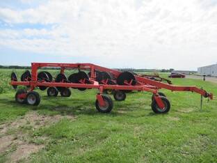 2016 Kuhn SR600
