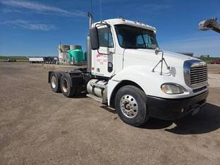2003 Freightliner COLUMBIA 120