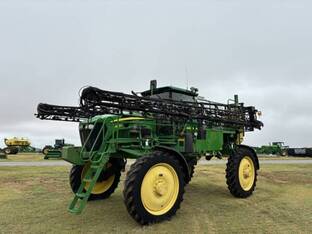 2010 John Deere 4830