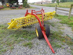 New Holland 258