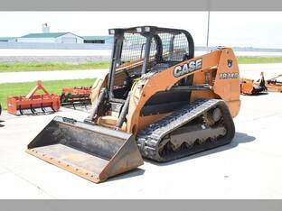 2016 Case TR340