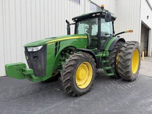 2011 John Deere 8310R