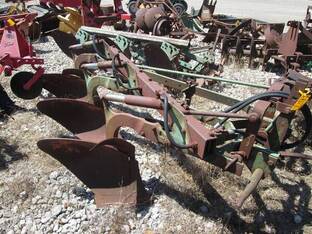 John Deere 25