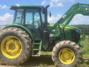 2023 John Deere 6105E