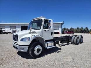 2020 Freightliner BUSINESS CLASS M2 106