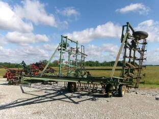 John Deere 1000