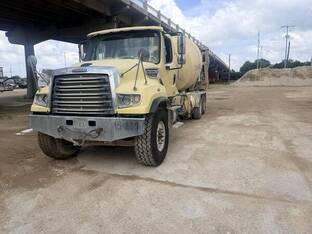 2016 Freightliner 114SD