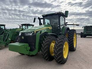 2025 John Deere 8R 370