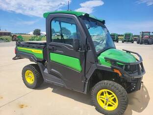 2025 John Deere XUV 845R Premium Cab