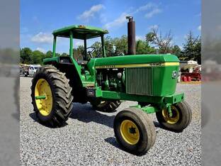 John Deere 4430