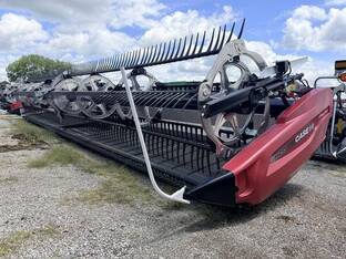 2025 MacDon Industries FD235