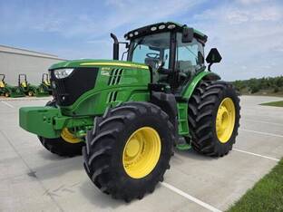 2022 John Deere 6175R