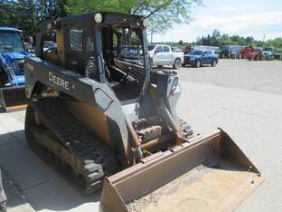 2013 John Deere 333E