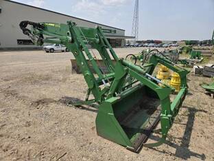2018 John Deere 660R