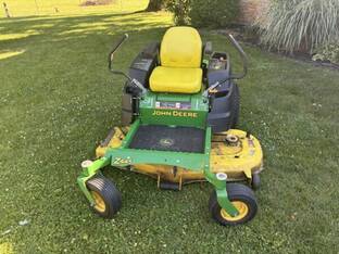 2013 John Deere Z445