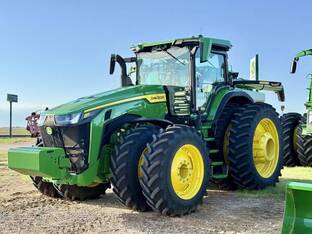 2025 John Deere 8R 370