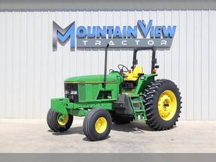 1995 John Deere 7400