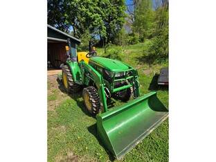 John Deere 3025E