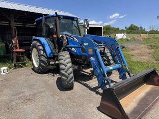 New Holland TL90A