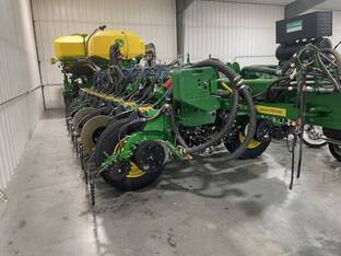 2025 John Deere 1775NT