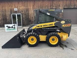 2011 New Holland L175