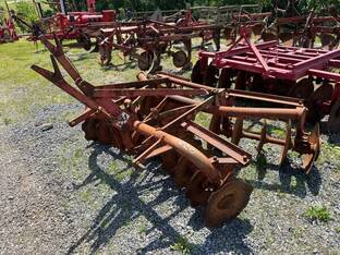 Massey-Ferguson 25