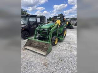 2022 John Deere 2032R