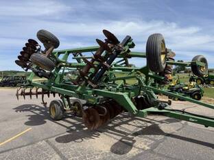 2001 John Deere 512