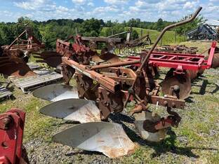 Massey-Ferguson 43