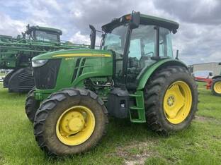 2022 John Deere 6105E