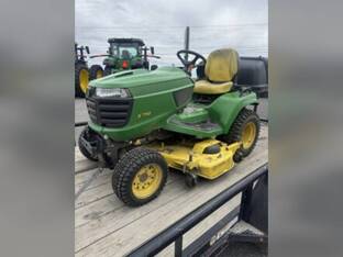 2017 John Deere X758