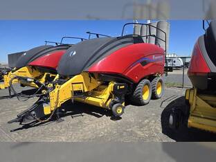 2022 New Holland BIG BALER 340