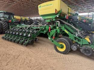 2023 John Deere 1795