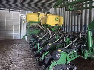 2024 John Deere 1775NT