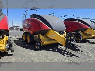 2022 New Holland BIG BALER 340
