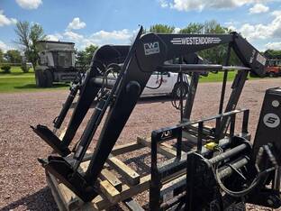2023 Westendorf WL-42