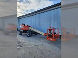 2015 JLG 400S
