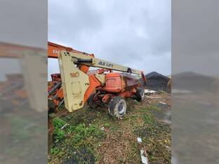 2011 JLG 800AJ