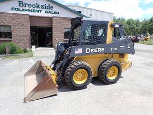 2015 John Deere 318E