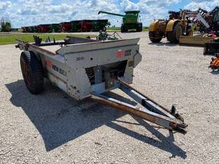 New Idea AGCO 3615