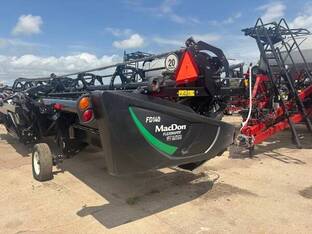 2022 MacDon Industries FD140