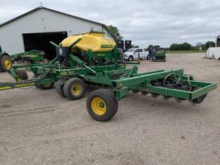 2019 John Deere 1990