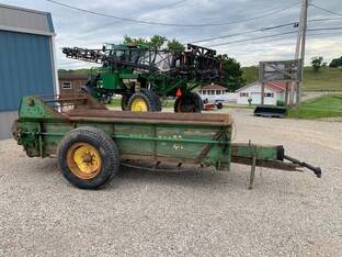 1977 John Deere 40