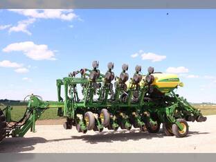2004 John Deere 1790