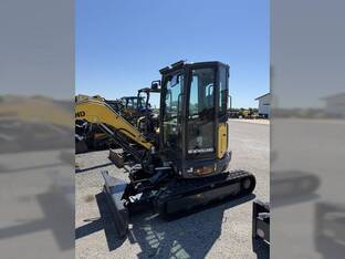 2026 New Holland E38D