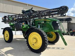 2011 John Deere 4730