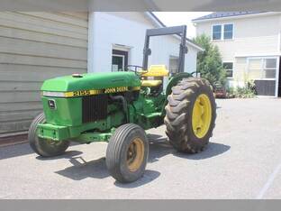 John Deere 2155