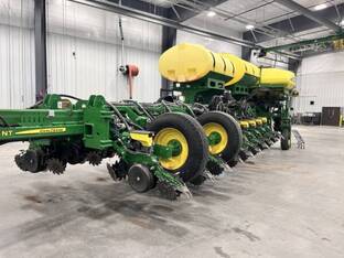 2018 John Deere 1775NT